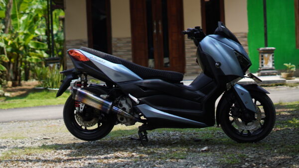 Knalpot Xmax Connected 250 300 Smoke Muffler
