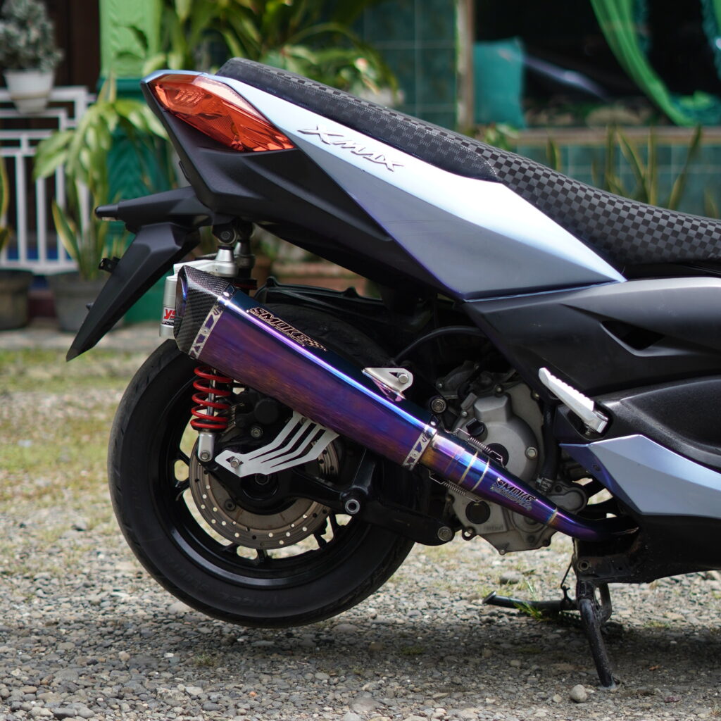 XMAX 250/300 racing exhaust from Smoke Muffler
