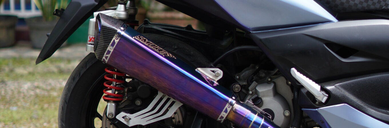XMAX 250/300 racing exhaust from Smoke Muffler