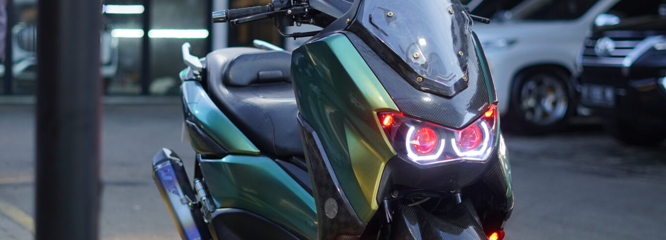 Motor Nmax dengan knalpot dari Smoke Muffler