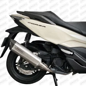 Motor Forza dengan knalpot aftermarket Smoke Muffler