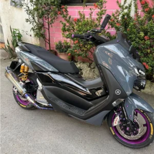 Motor NMAX dengan knalpot aftermarket Smoke Muffler